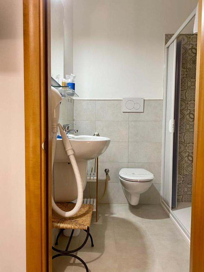 Ginevra Rooms Bari Esterno foto